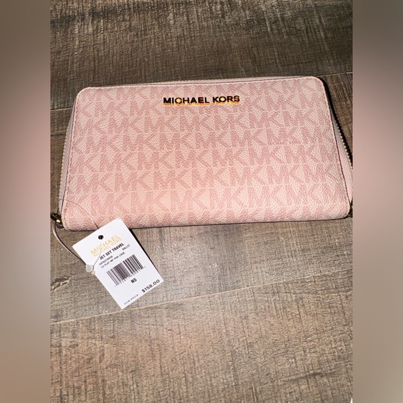 Michael Kors wristlet wallets for women - Picture 1 of 5